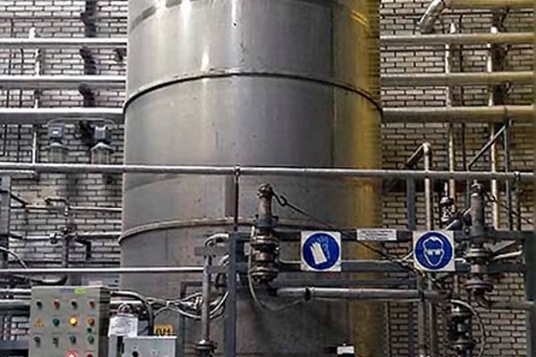 emkosti-nakopoitelnye-08CEAB31B8-9004-2473-CA98-9093AE0EC5B9.jpg