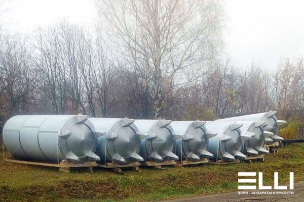 vertikalnaya-emkost-iz-nerzhaveyuschey-stali9D2A48FF-6F80-55BB-FAC7-872A0B886D2B.jpg