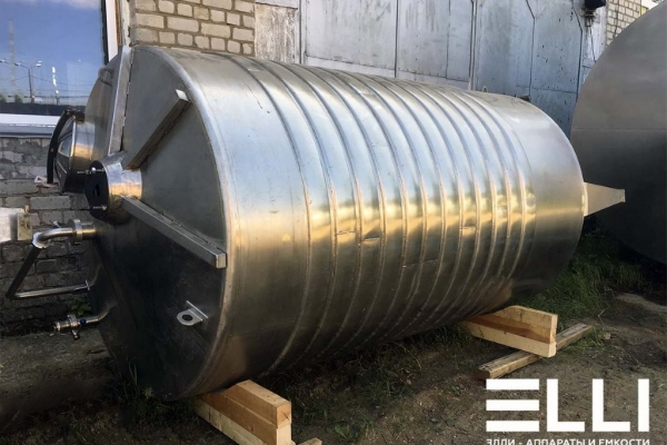 Емкость вертикальная с рубашкой нагрева